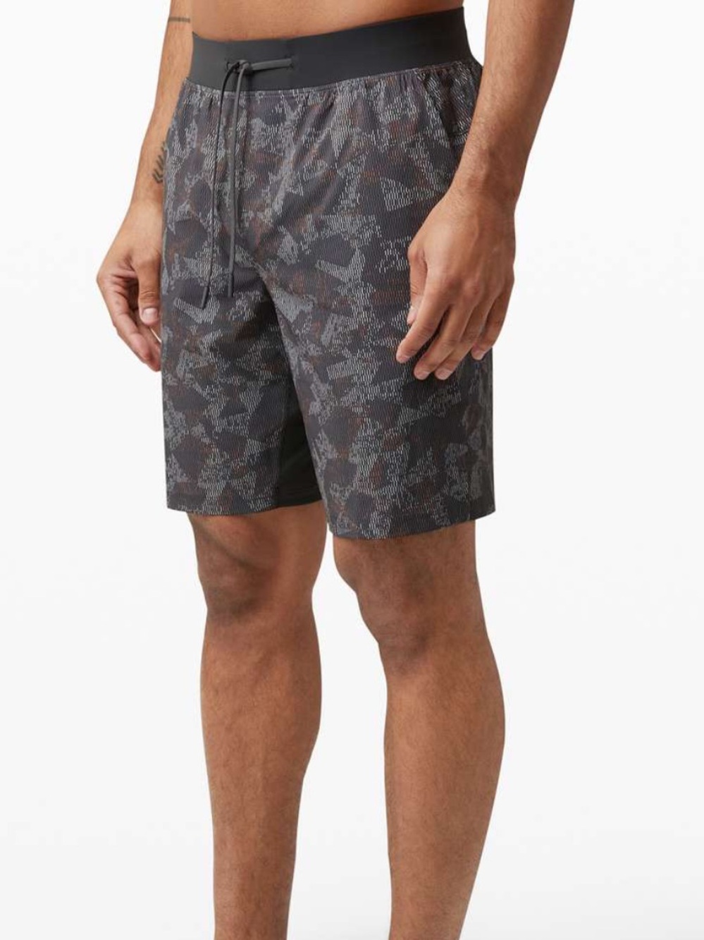 Lululemon T.H.E. Short 9" *Linerless
Archetype Graphite Grey Multi